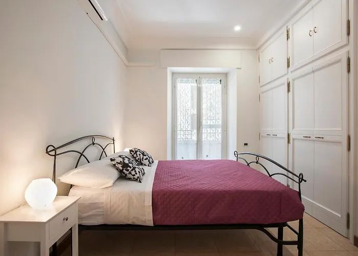 Appia Luxe - A Poche Fermate Del Centro