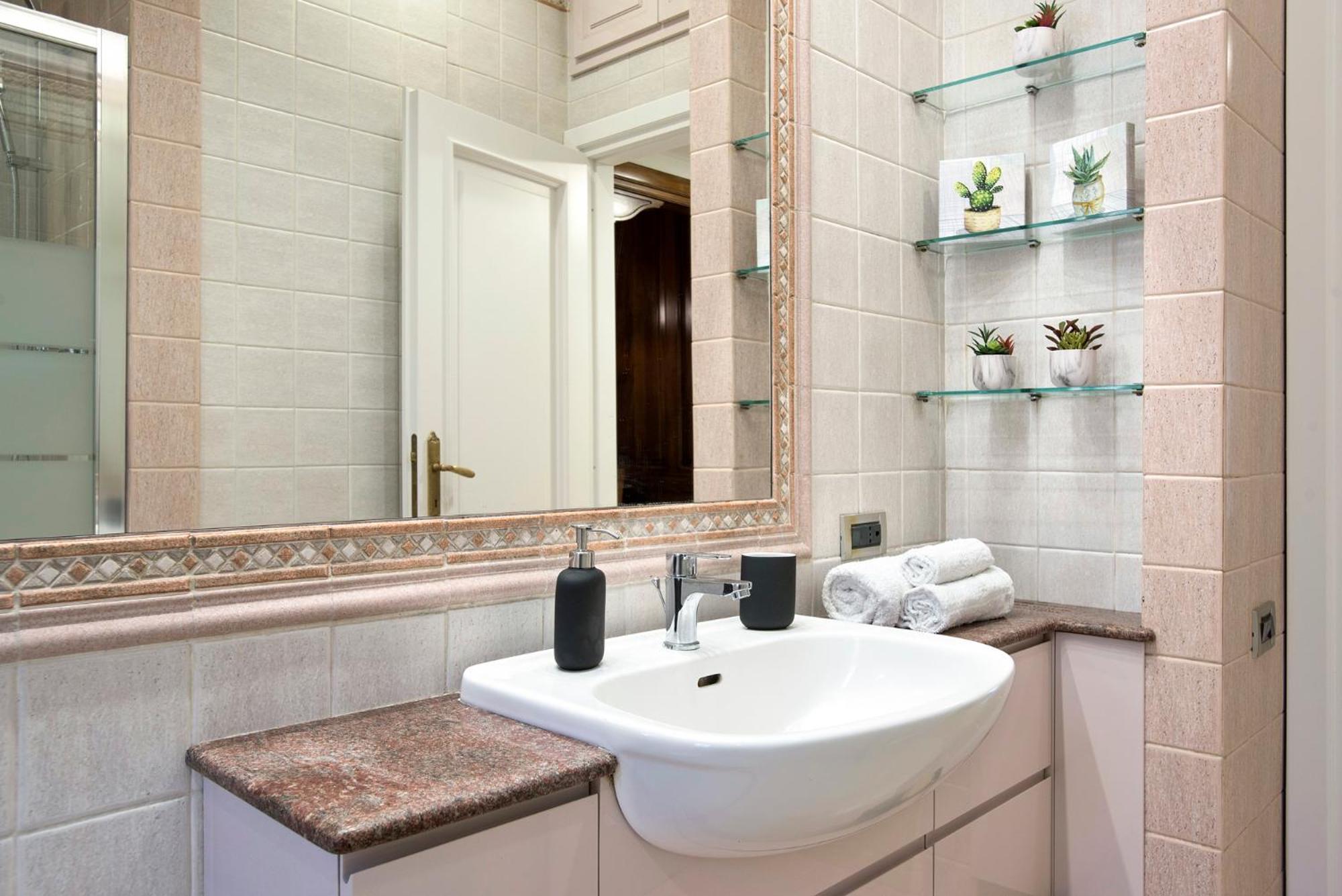 Appia Luxe - A Poche Fermate Del Centro Appartement Rome