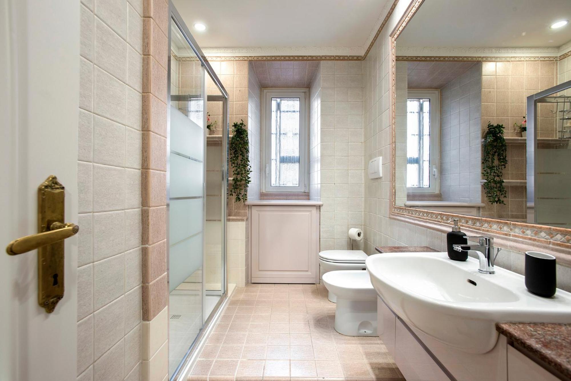 Appia Luxe - A Poche Fermate Del Centro Appartement *